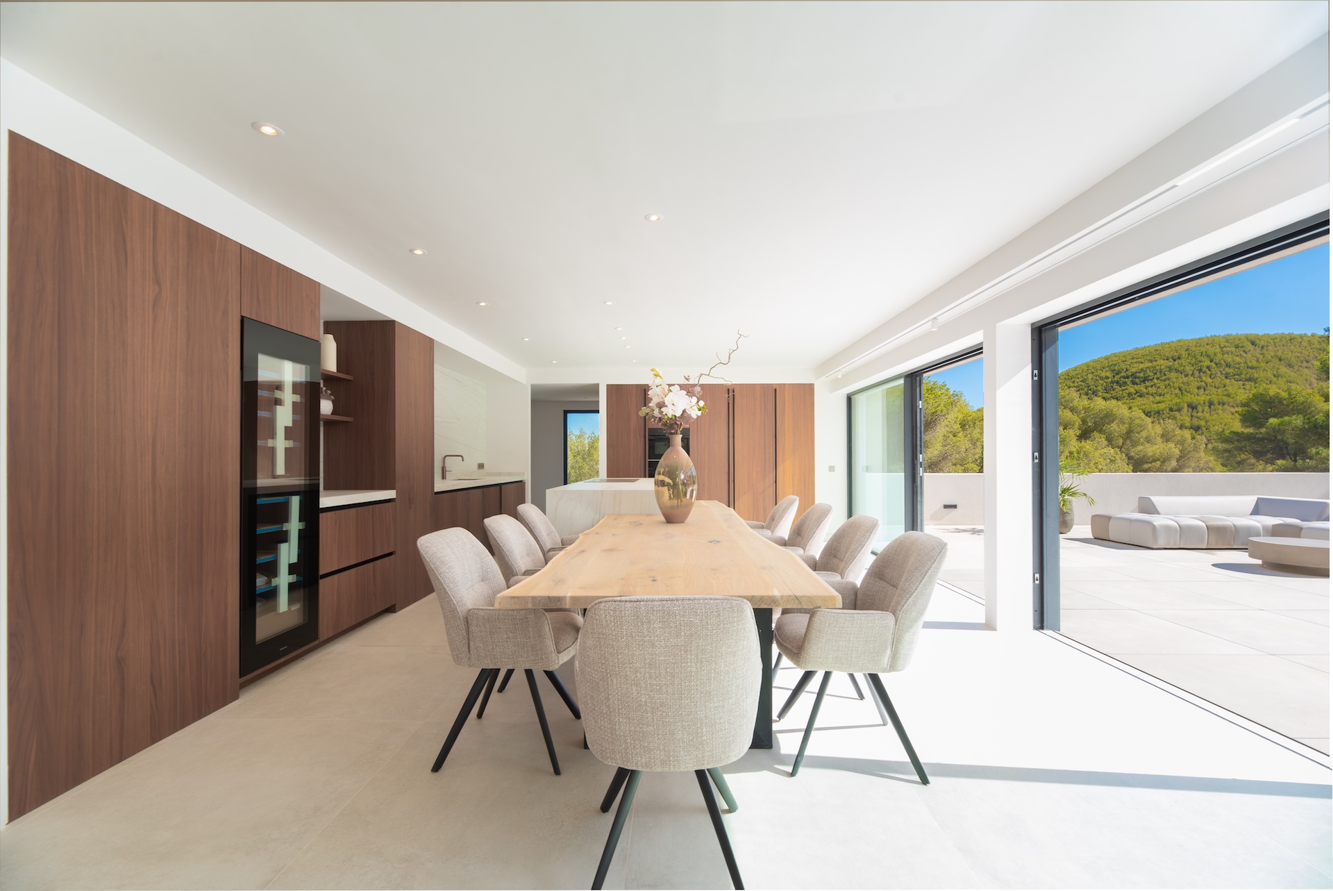 Resa Estates Ibiza villa te koop modern 1.  living .jpg